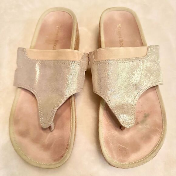 Taryn Rose Shoes - ✨ Taryn Rose Adelle Gold Wedge Sandals | Size 7.5 ✨